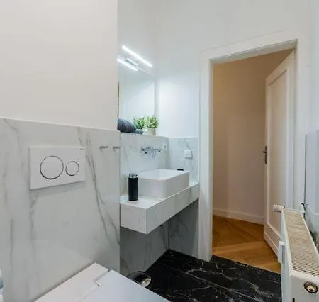 Apartment Cozy Warm Modern 1 Bdr Ap Caryna