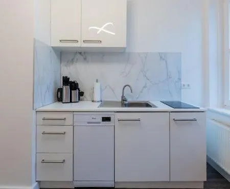 Cozy Warm Modern 1 Bdr Ap Caryna Bucharest